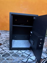 Ranveer Dusane review photo
