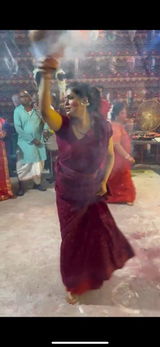 Maini Ghosh review photo
