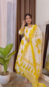The sunflower set: Beautiful flared cotton anarkali suit (set of 3)