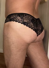B.W. review photo