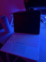 B review photo