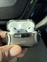 Derrick review photo