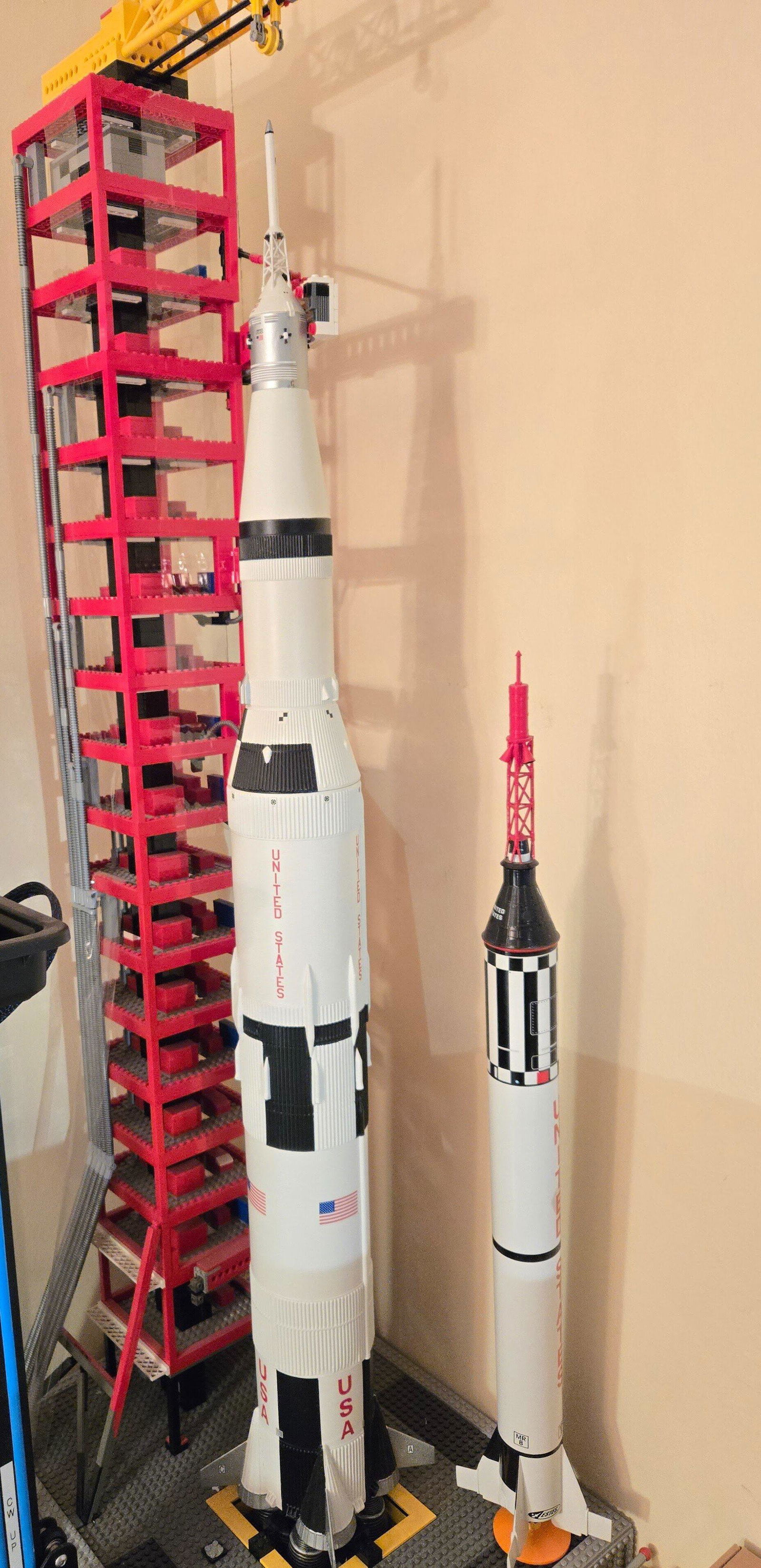 Saturn V Model Rocket - Historic Apollo 11 Replica | Estes Rockets