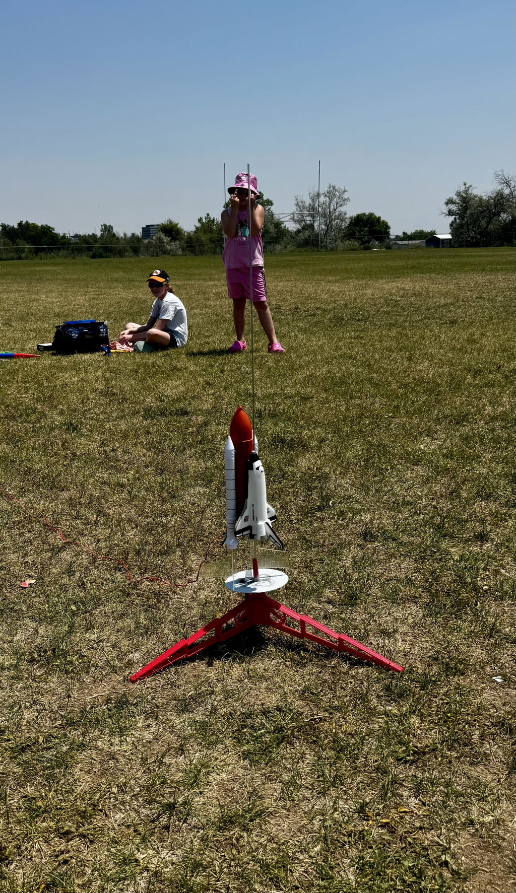 Estes Space Shuttle Model Rocket - 1:200 Scale NASA Orbiter