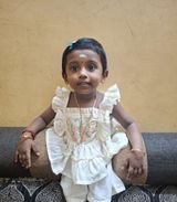 Neethiya Ramesh review photo