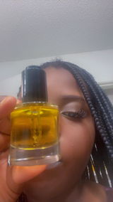 Dee review photo