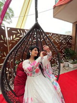 Deepika Tanwar review photo
