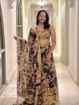 Meena review photo