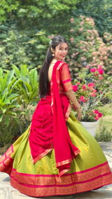 Sonia review photo