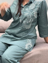 Shubhi review photo