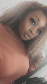 Shaé B. review photo