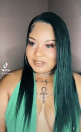 Losa Davis review photo