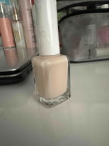 E** G** review photo