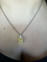 J**r review photo