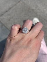 J**v review photo