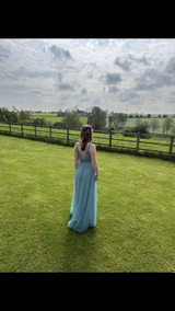 Lara Price review photo