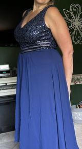 Laurie Holmes-Eldridge review photo