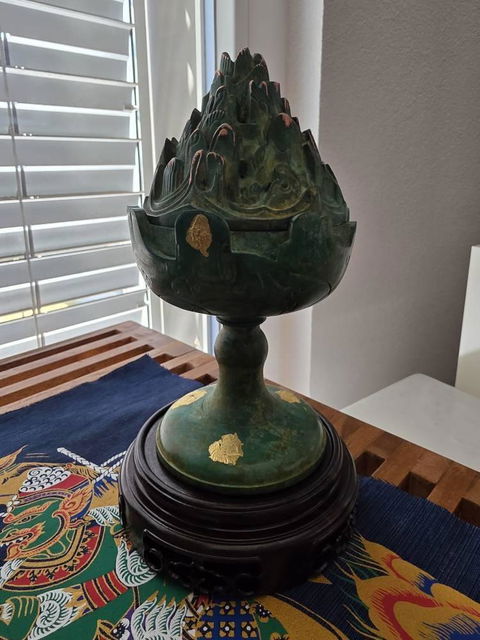 Handmade Ceramic Coiling Dragon Seal Incense Burner, Chinese Style Stamp Incense Holder for Desk, Altar, Tea Table, Home Decor Gift