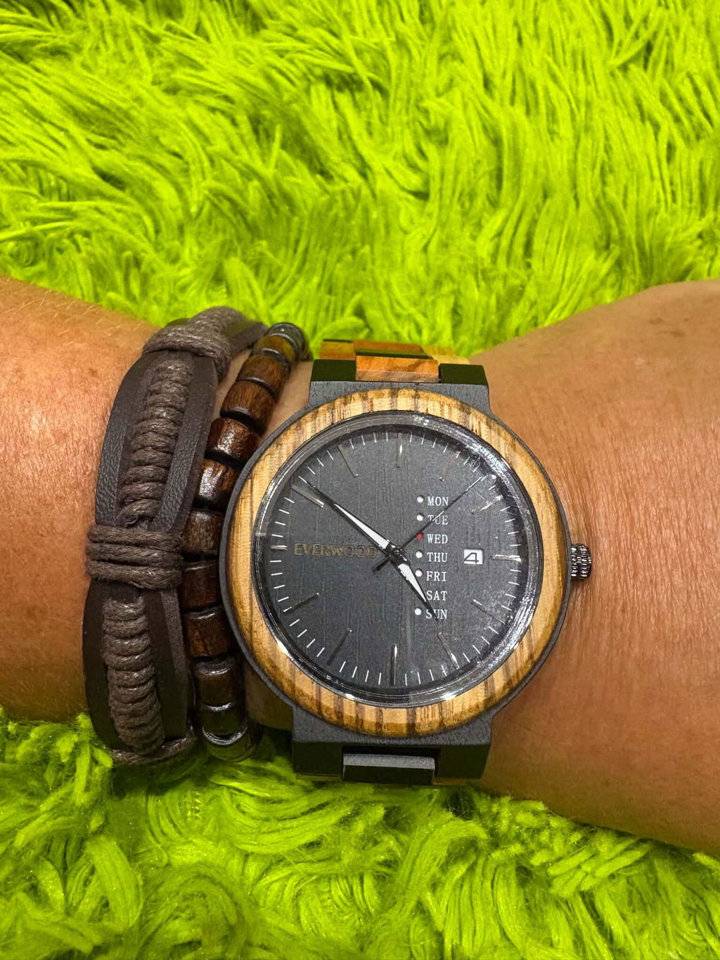 EverWood™  - MultiWood Quartz naptáros 44mm