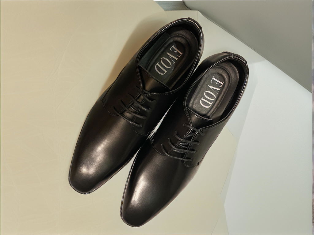 Classic Derby Shoes (Black)