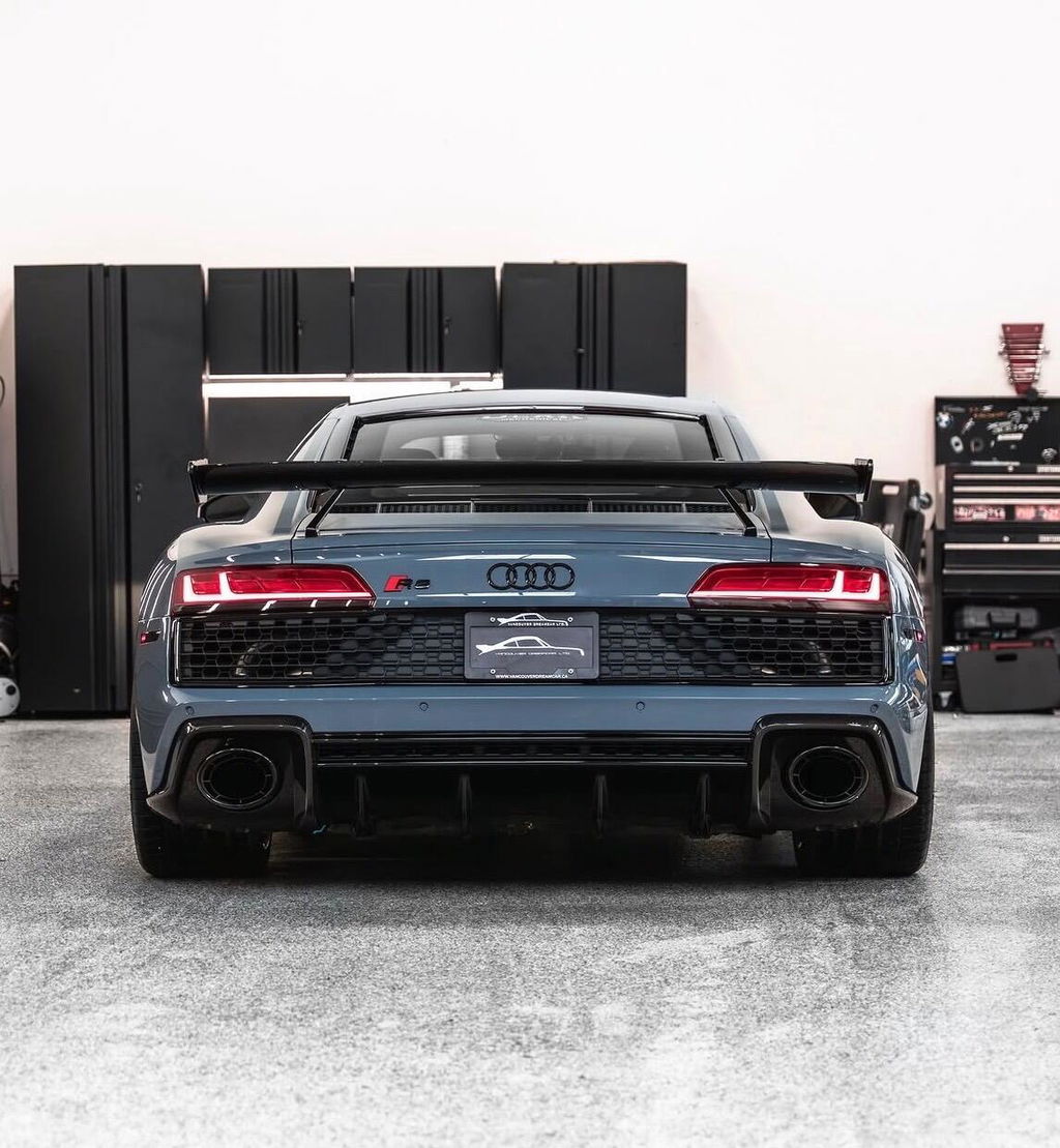 Exotics Carbon Design