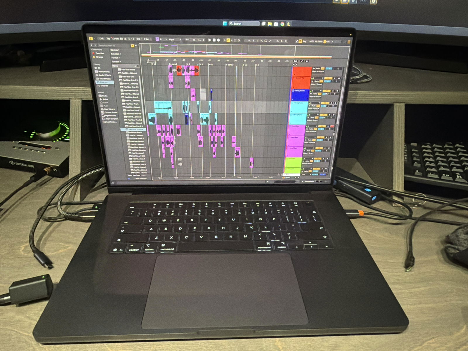 16-inch MacBook Pro with M5 Pro or Max - Standard Display - Space