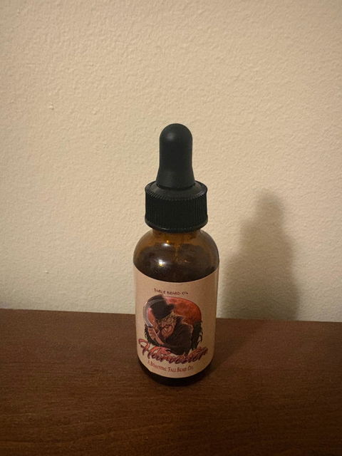 The Harvester - Beard Oil - Spiced Apple Cider, Ripe Pumpkin, Crisp Fall Breeze