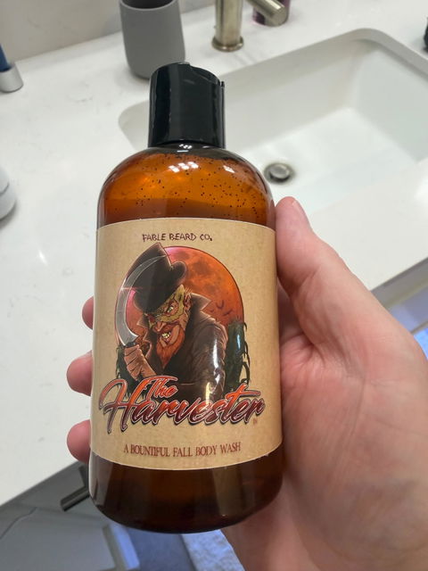 The Harvester - Body Wash - Spiced Apple Cider, Ripe Pumpkin, Crisp Fall Breeze