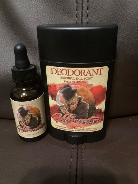 The Harvester - Beard Oil - Spiced Apple Cider, Ripe Pumpkin, Crisp Fall Breeze