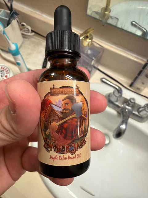 The Lumberjack - Beard Oil - Rich Maple Syrup, Fragrant Maple Leaves, Soft Cabin Woods