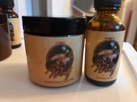 Dr. Wolf - Beard Butter - Fresh Blueberries, Warm Tobacco, Aged Mahogany