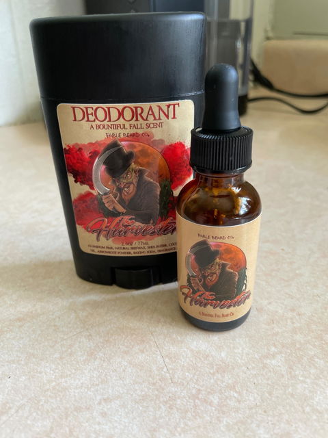 The Harvester - Beard Oil - Spiced Apple Cider, Ripe Pumpkin, Crisp Fall Breeze