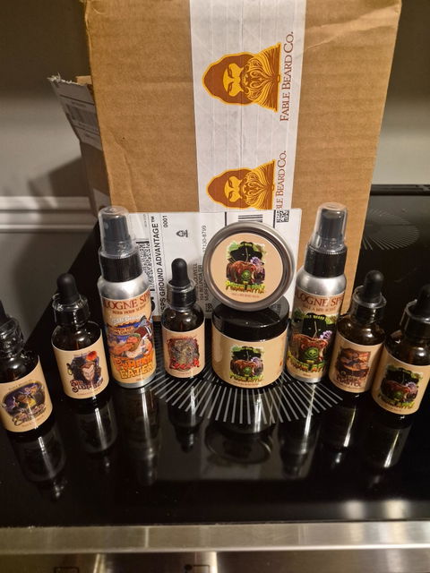 The Poison Apple - Cologne - Fatal Apple Bite, Dark Mahogany Woods, Cloaked Tobacco & Citrus