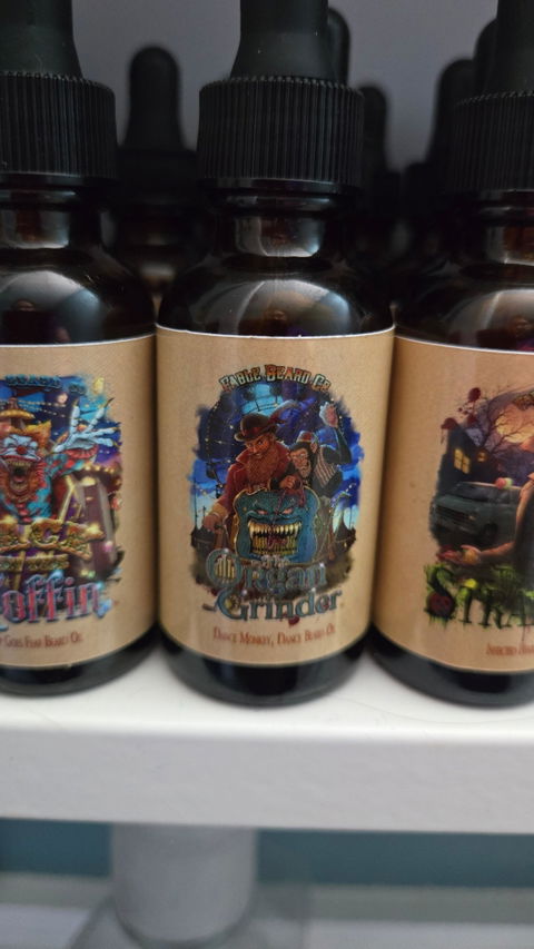 Organ Grinder - Beard Oil - Moonlit Blueberry Jam, Cheesecake Filling, Roasted Almond Praline