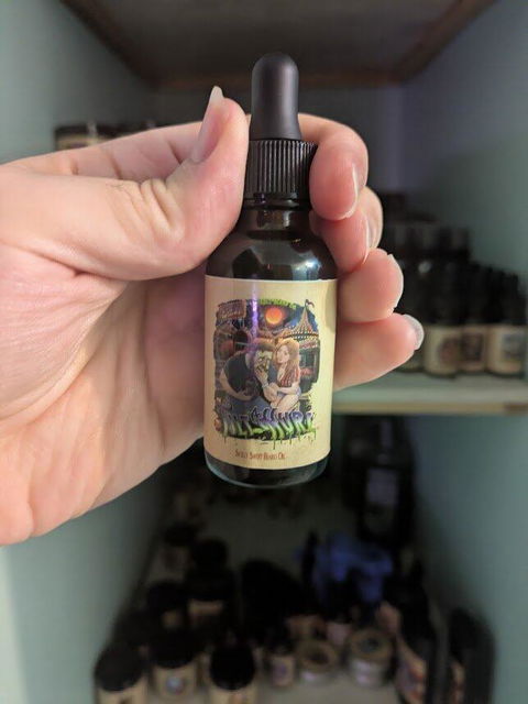 Tilt-A-Hurl - Beard Oil - Juicy Fair Peaches, Cinnamon Sugar Crumble, Vanilla Milk