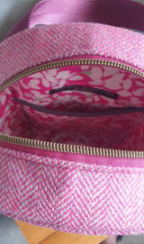 Annette Deakin review photo