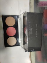 Akansha Asawa review photo