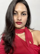 Juhi Khandelwal review photo