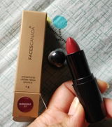 S.R. review photo
