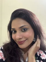 Shweta Pandey review photo