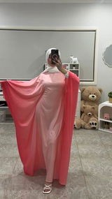 issraa a. review photo