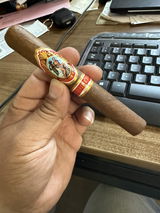 Victor Alava review photo