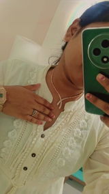Priya review photo
