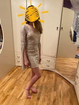 M***a review photo
