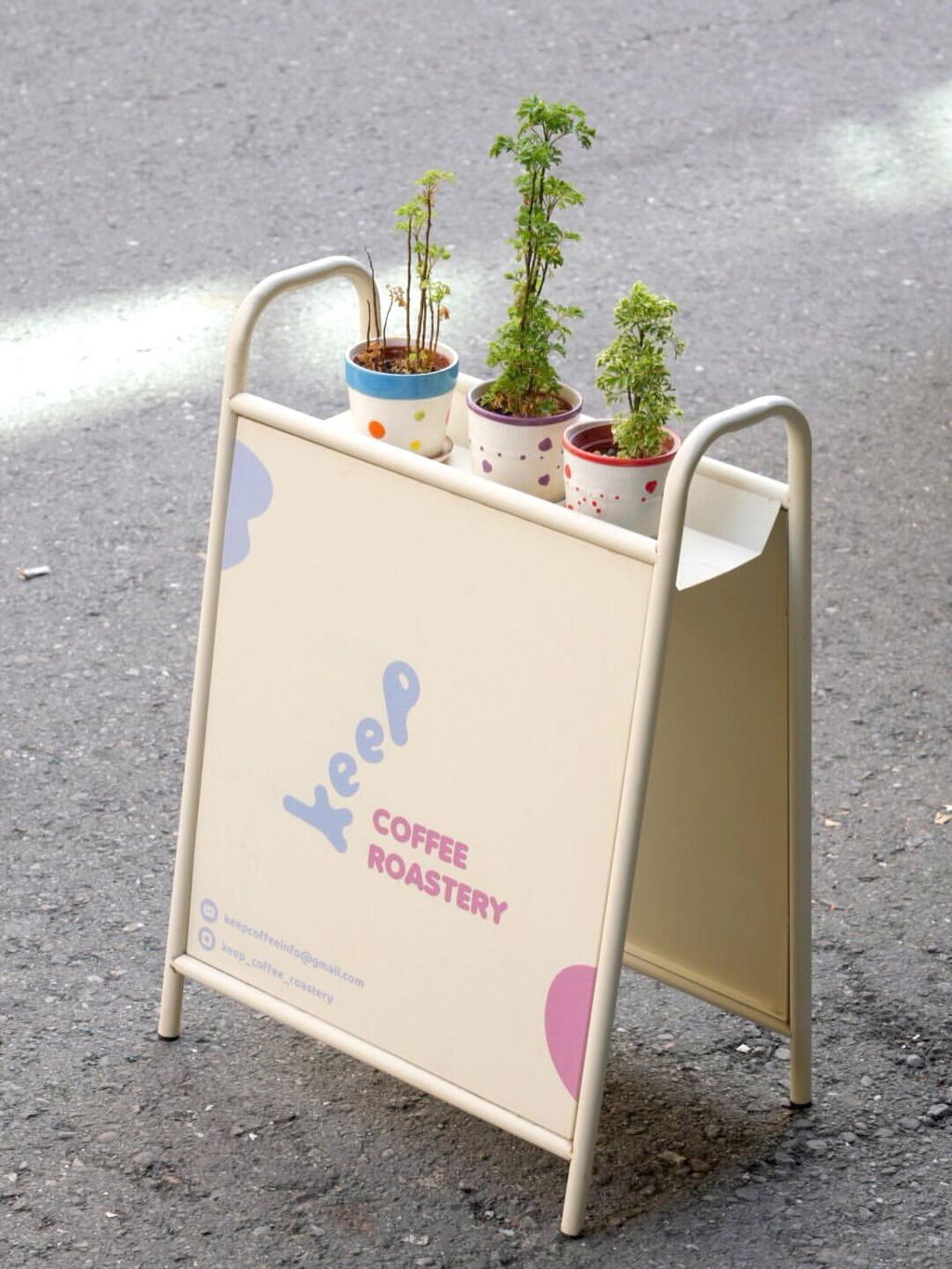 Custom A-Frame Sidewalk Sign – Outdoor Metal Display Board for Cafes, Restaurants, Boutiques & Small Businesses