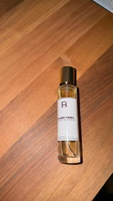 L review photo