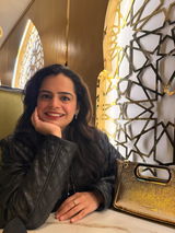 Vartika Bhatia review photo