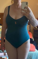 Post as anonymous review photo