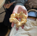 C. review photo