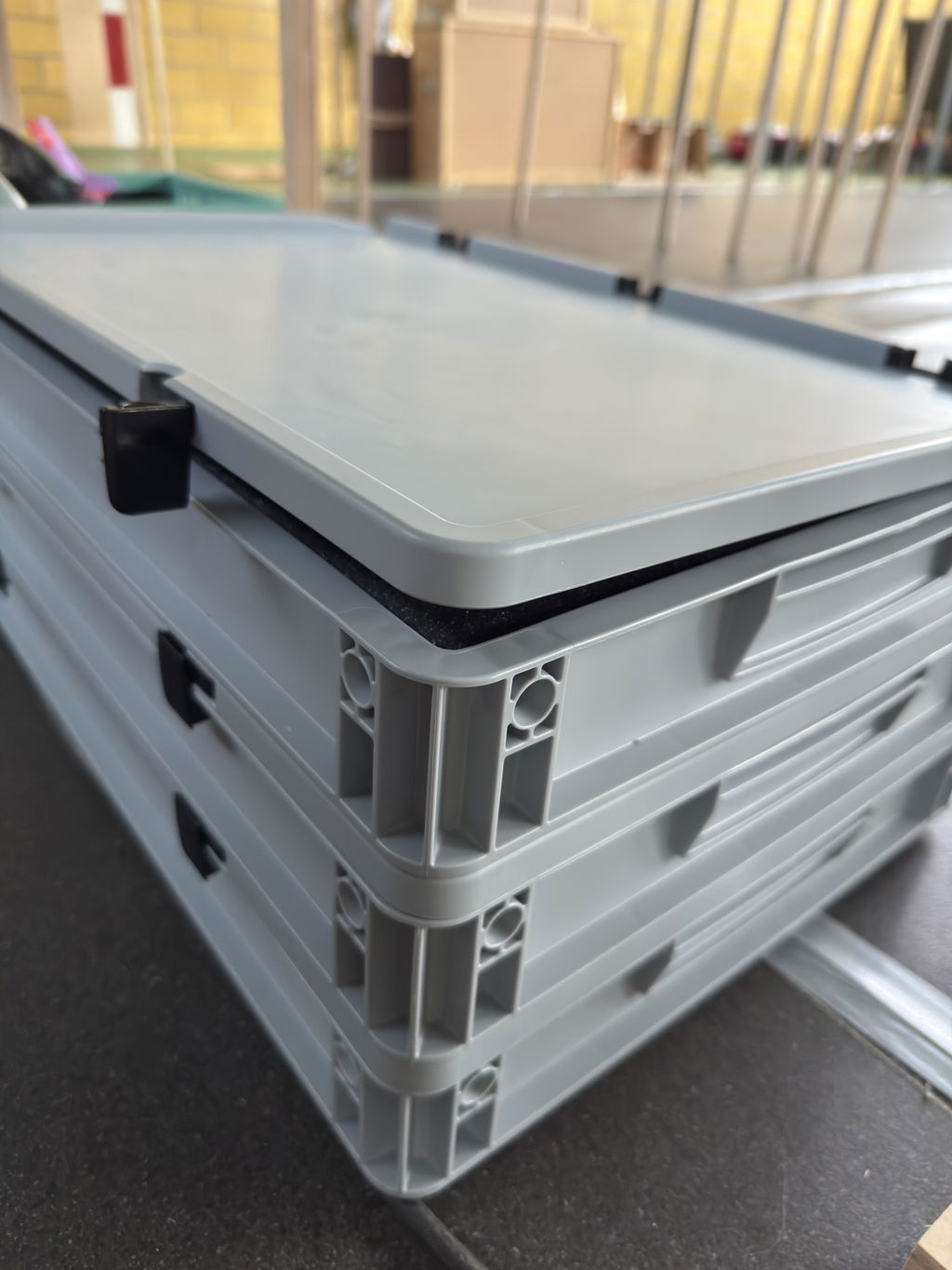 Rivarossi HR4379: A comprehensive overview of the 4-part passenger